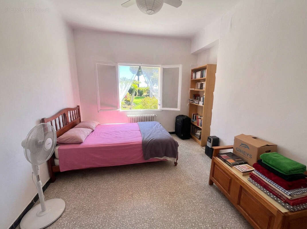Appartement à HYERES