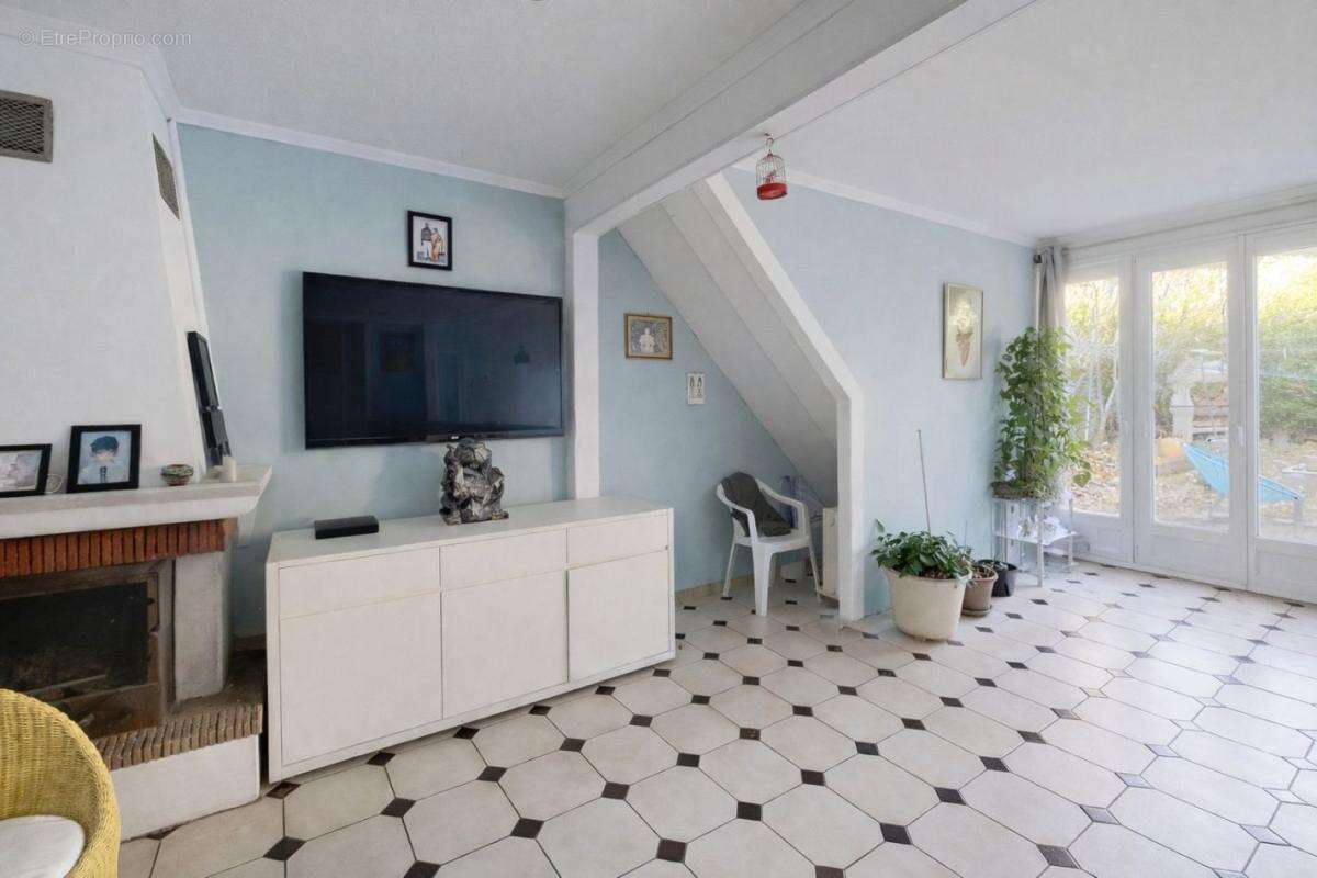 Maison à PONTAULT-COMBAULT