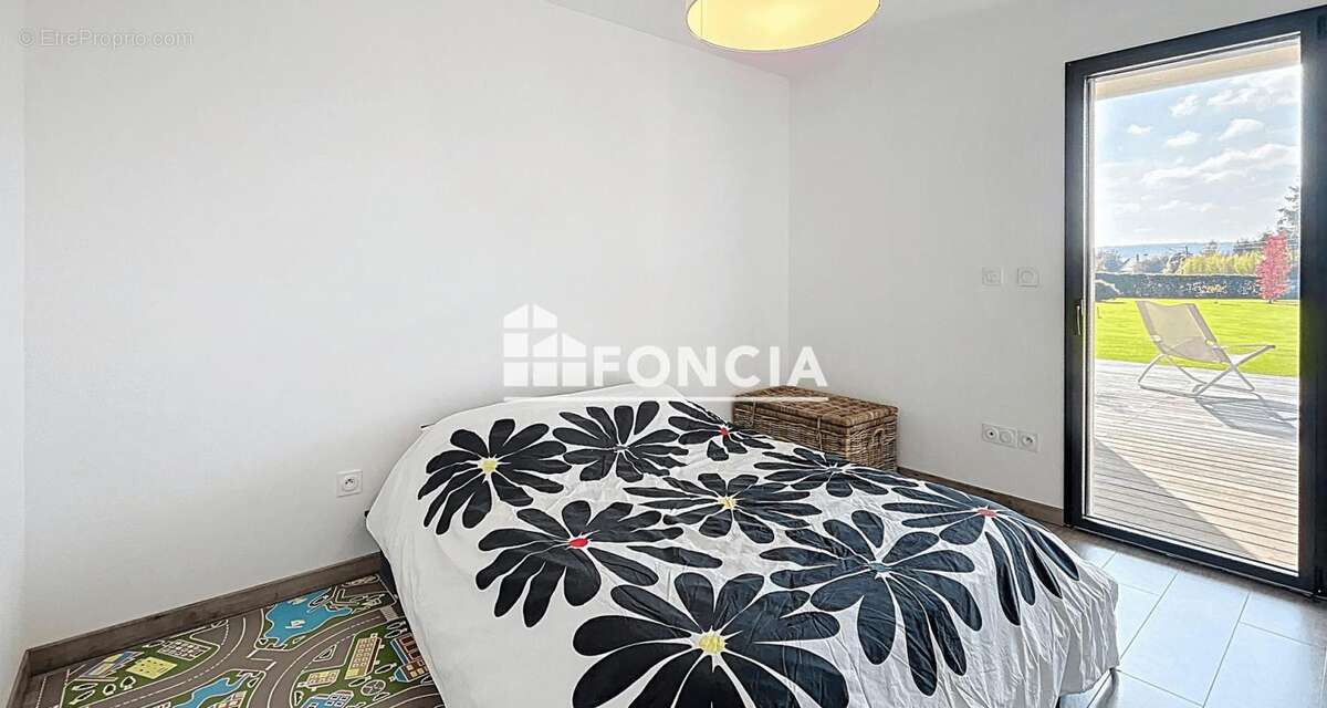 Maison à PONT-L&#039;EVEQUE