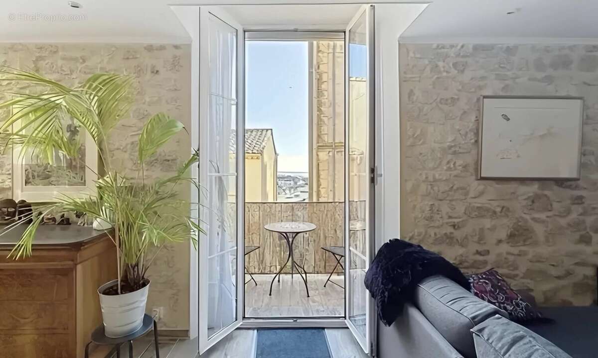 Appartement à LE CANNET
