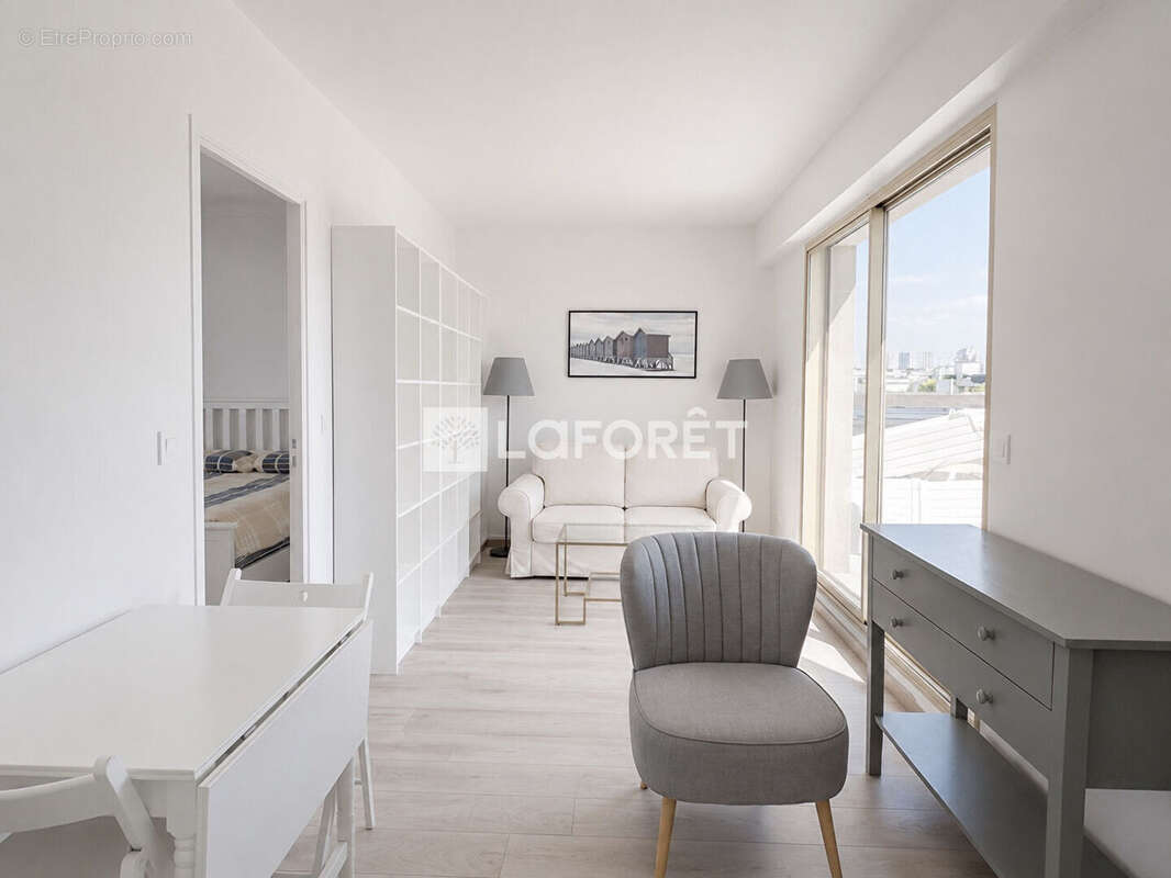 Appartement paris 15 - t2 avec terrasse - photo 3