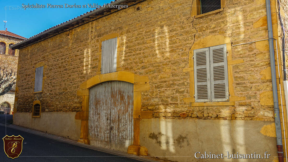 Grange en pierres à aménager avec terrasse - photo 11
