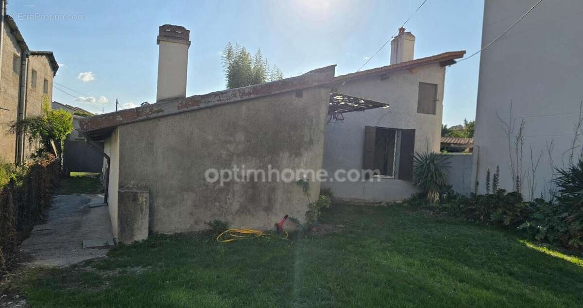 EN EXCLUSIVITE - Maison à rénover avec fort potentiel 4 pièces MERIGNAC (33) - photo 2