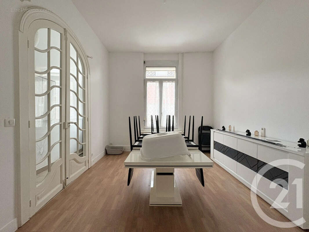 Maison à SAINT-QUENTIN