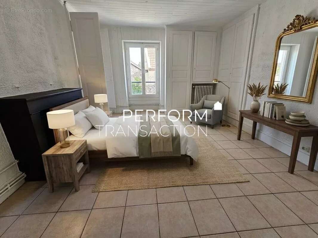 Appartement à RIVES