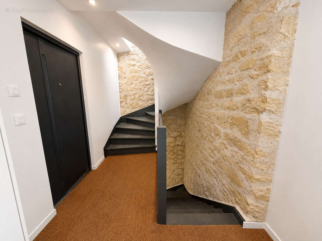 Vieux Puteaux Centre   Appartement 3 pièces de 48,33 m2 entièrement rénové - photo 5