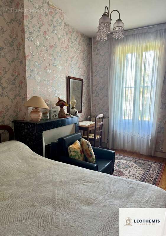 Maison à LES MATHES