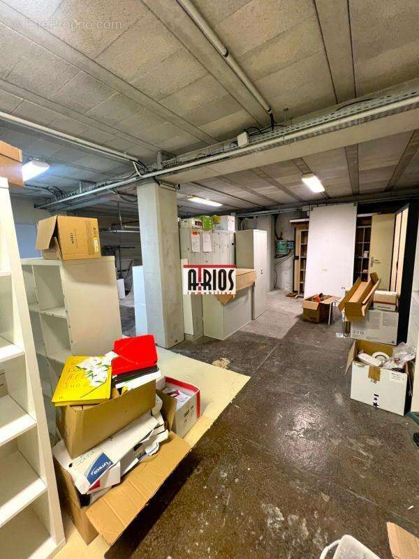 Commerce à LA FARLEDE