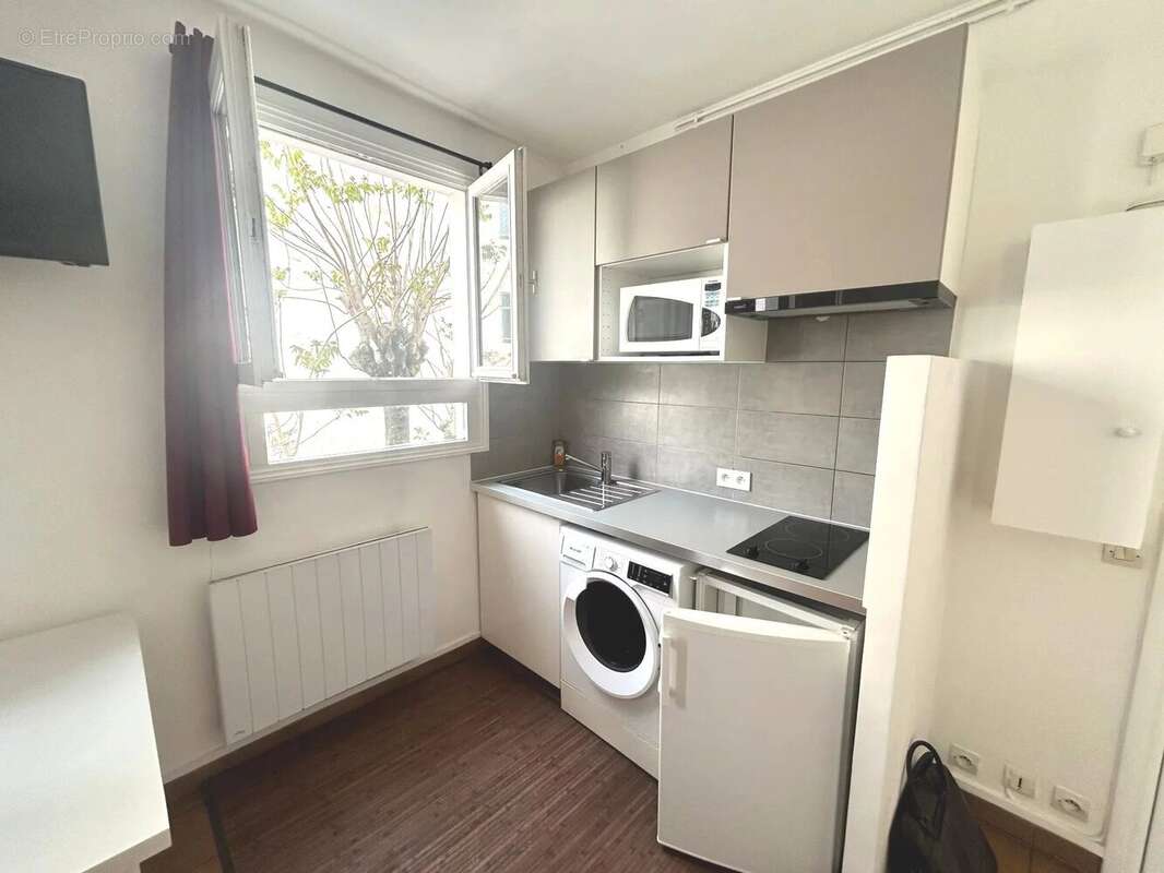 Appartement à PARIS-7E