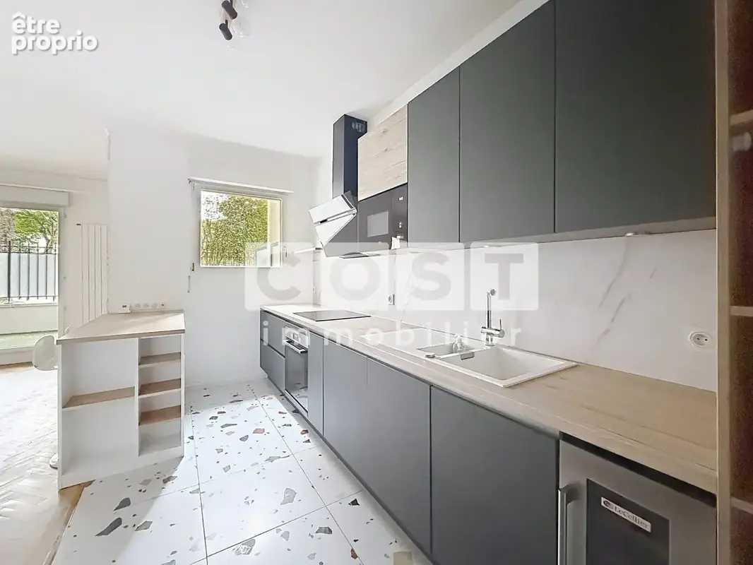 Appartement 3 pièces 71 m² à vendre à Asnieres-Sur-Seine (92600) - photo 2
