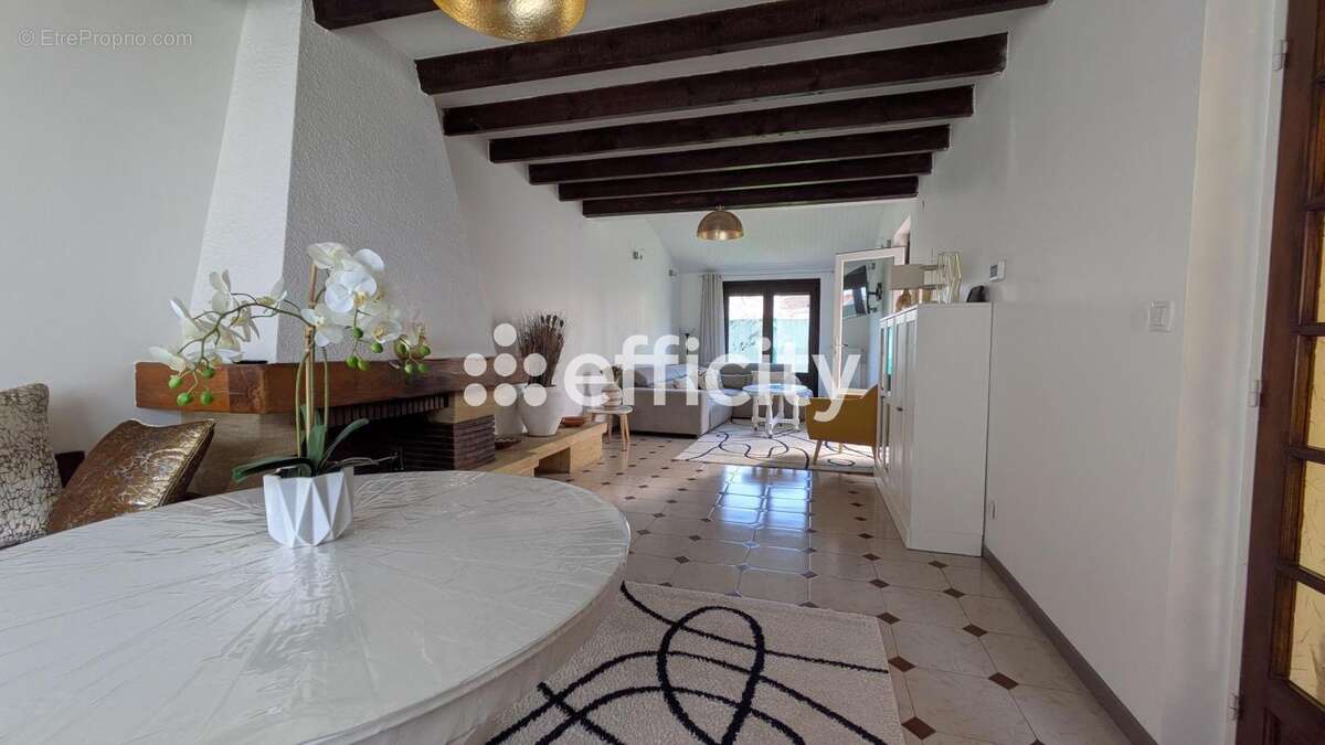 Maison à WATTIGNIES