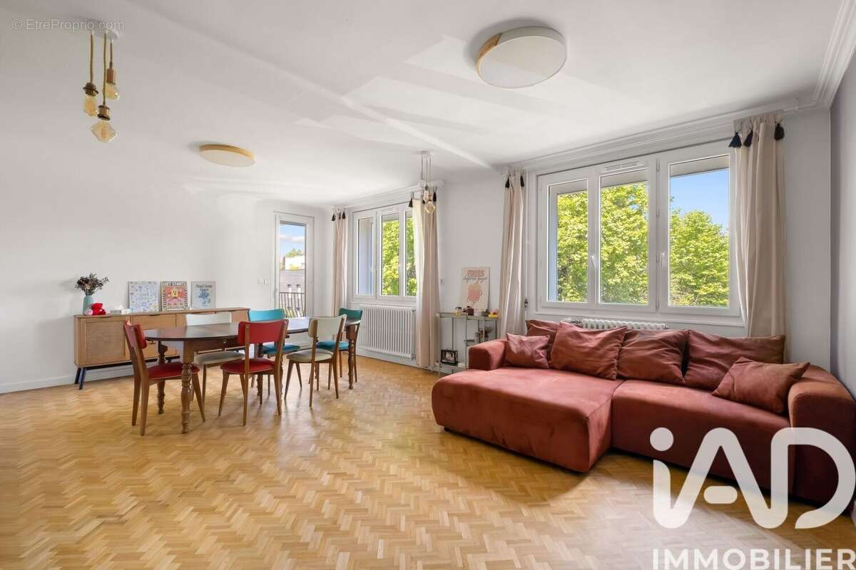 Appartement 72 m² à Craponne  - photo 5
