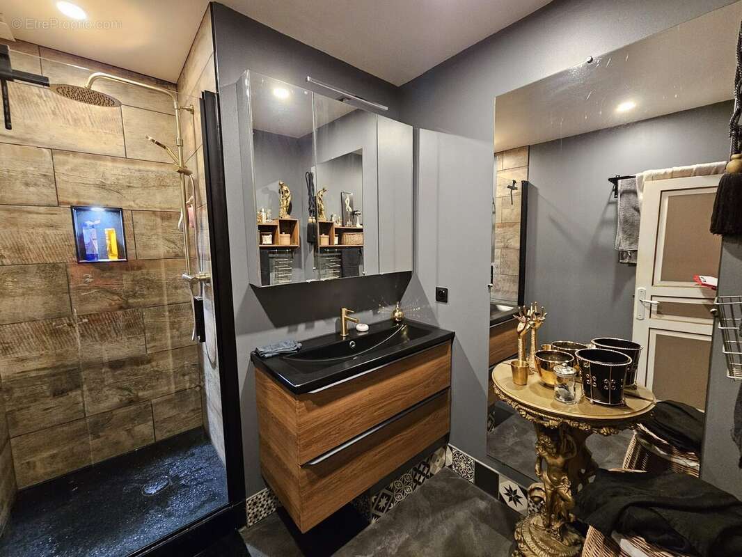 Maison à BEUVREQUEN