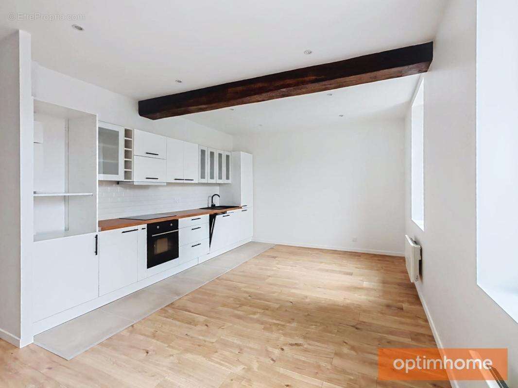 Mouy – superbe appartement t4 rénové – 80,40 m² – dpe b – 3 chambres – 2 stationnements - photo 2