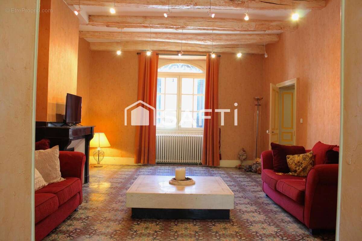 Maison 244 m² à Les Cabannes  - photo 2