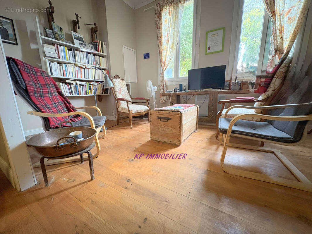 Maison à CUXAC-D&#039;AUDE