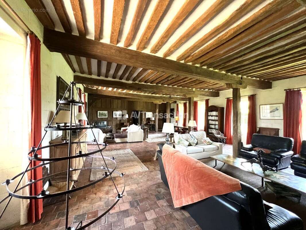 Maison à PONT-L'EVEQUE