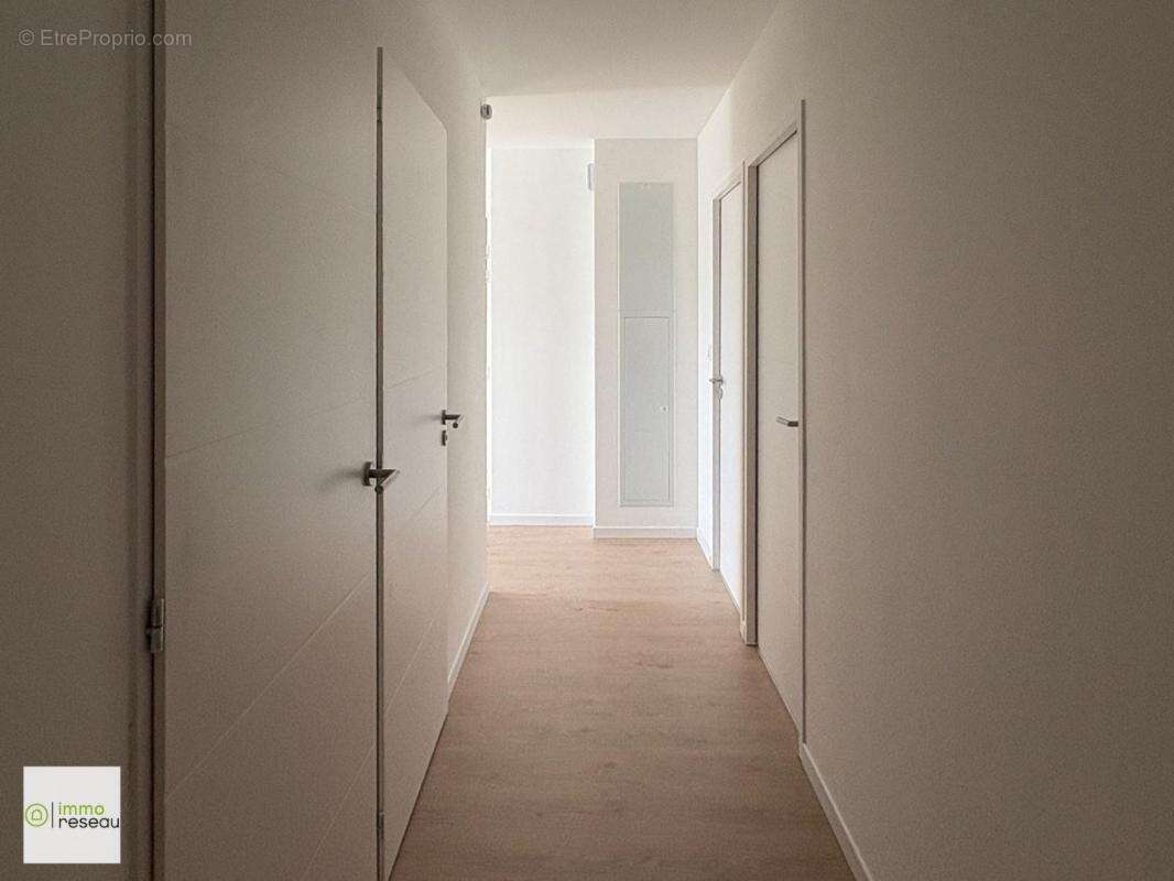 Appartement en résidence - photo 8