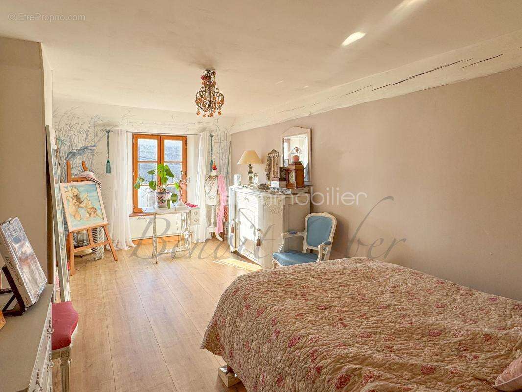 Maison à JOUY-SUR-MORIN