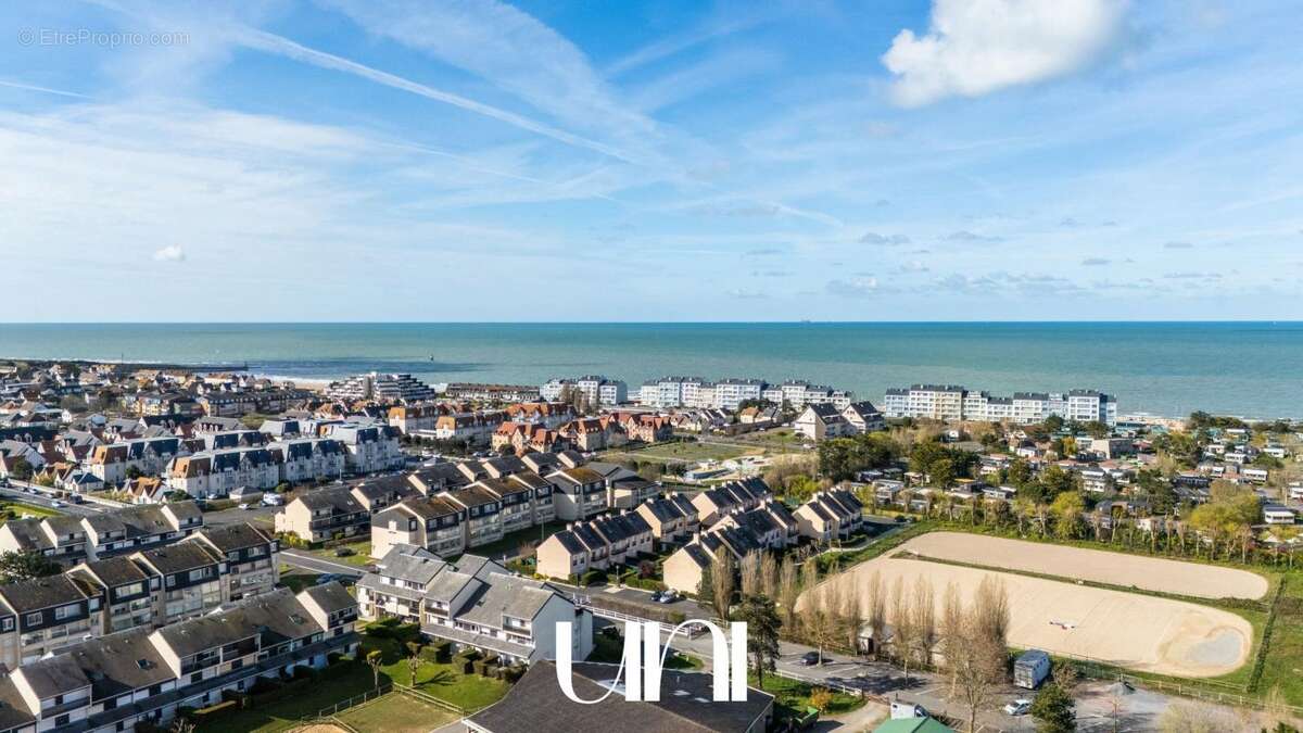 Maison à COURSEULLES-SUR-MER