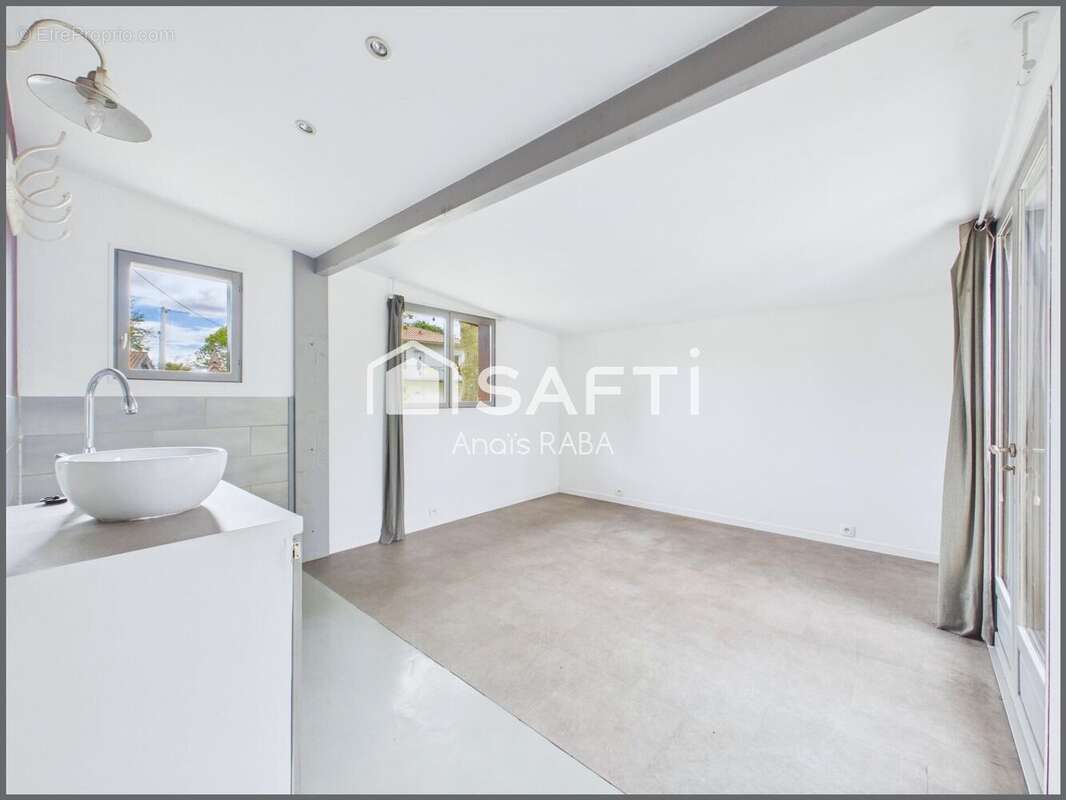 Maison 128 m² à La Teste-De-Buch  - photo 6