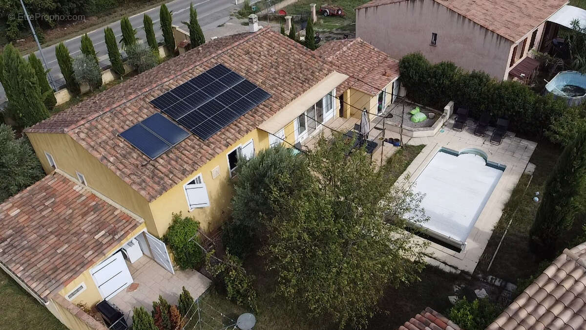 Maison à REGUSSE