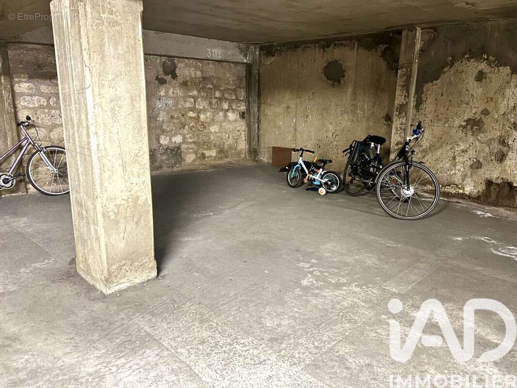 Photo 2 - Parking à PARIS-14E