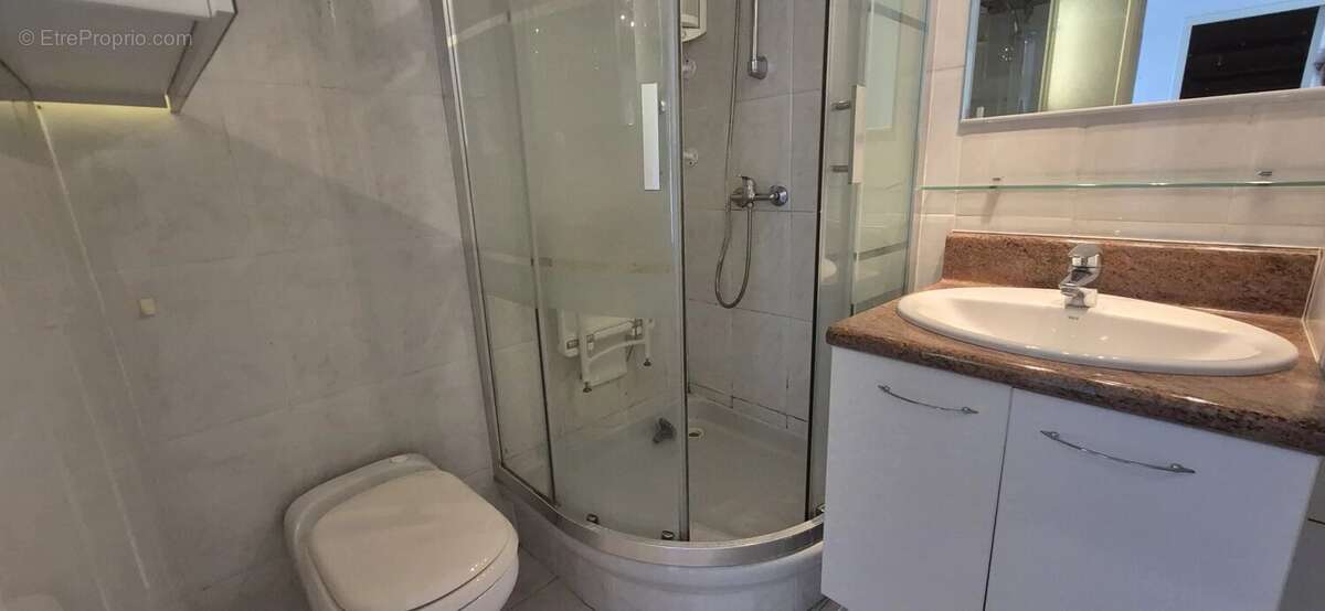 Appartement à VILLENEUVE-LOUBET