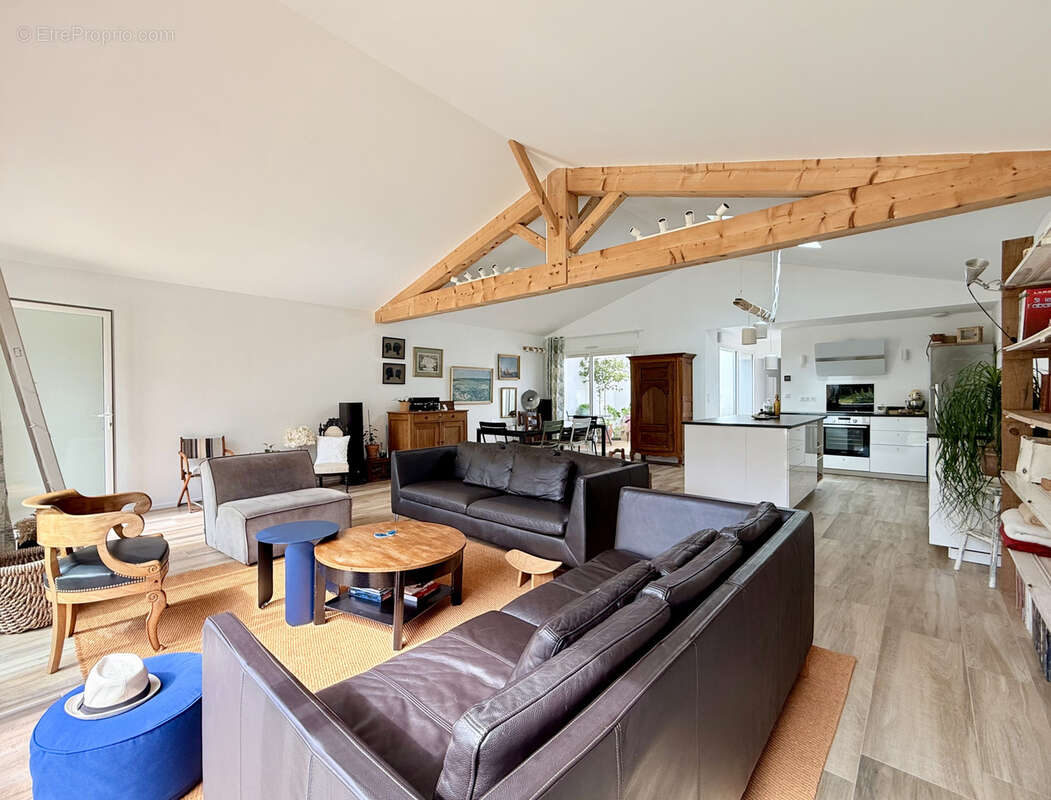 La Genette - Maison de Plain-pied avec quadruple garage - photo 7