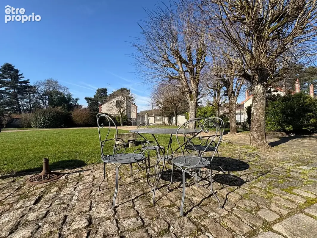 Maison 230 m² à Montigny-Sur-Loing  - photo 2