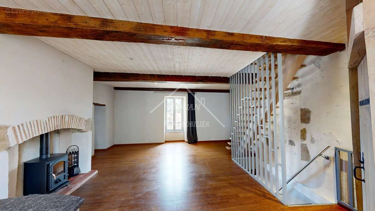 Maison à BOURBON-L'ARCHAMBAULT