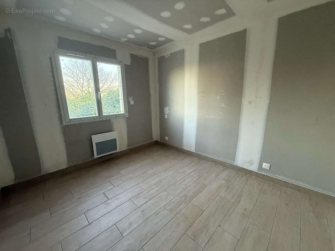 Maison à PAILHES