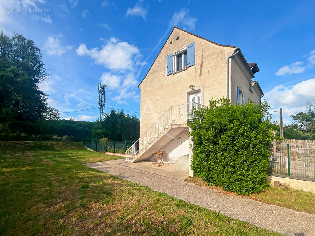 Appartement à VAUX-SUR-SEINE