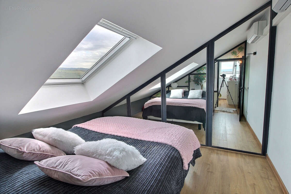 Appartement à DOUVAINE