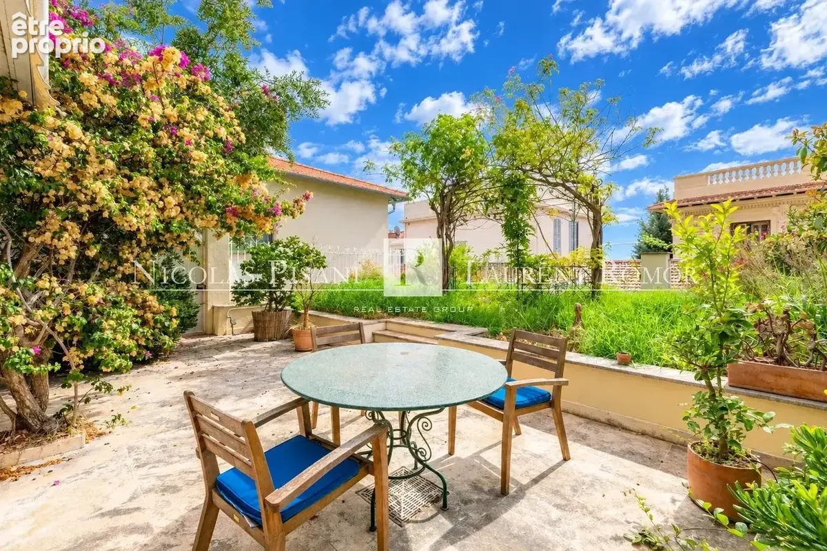 Appartement à VILLEFRANCHE-SUR-MER