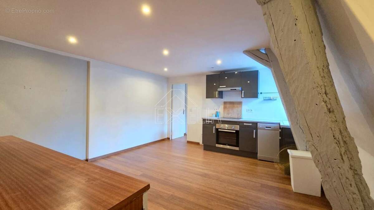 Appartement à MANTES-LA-JOLIE