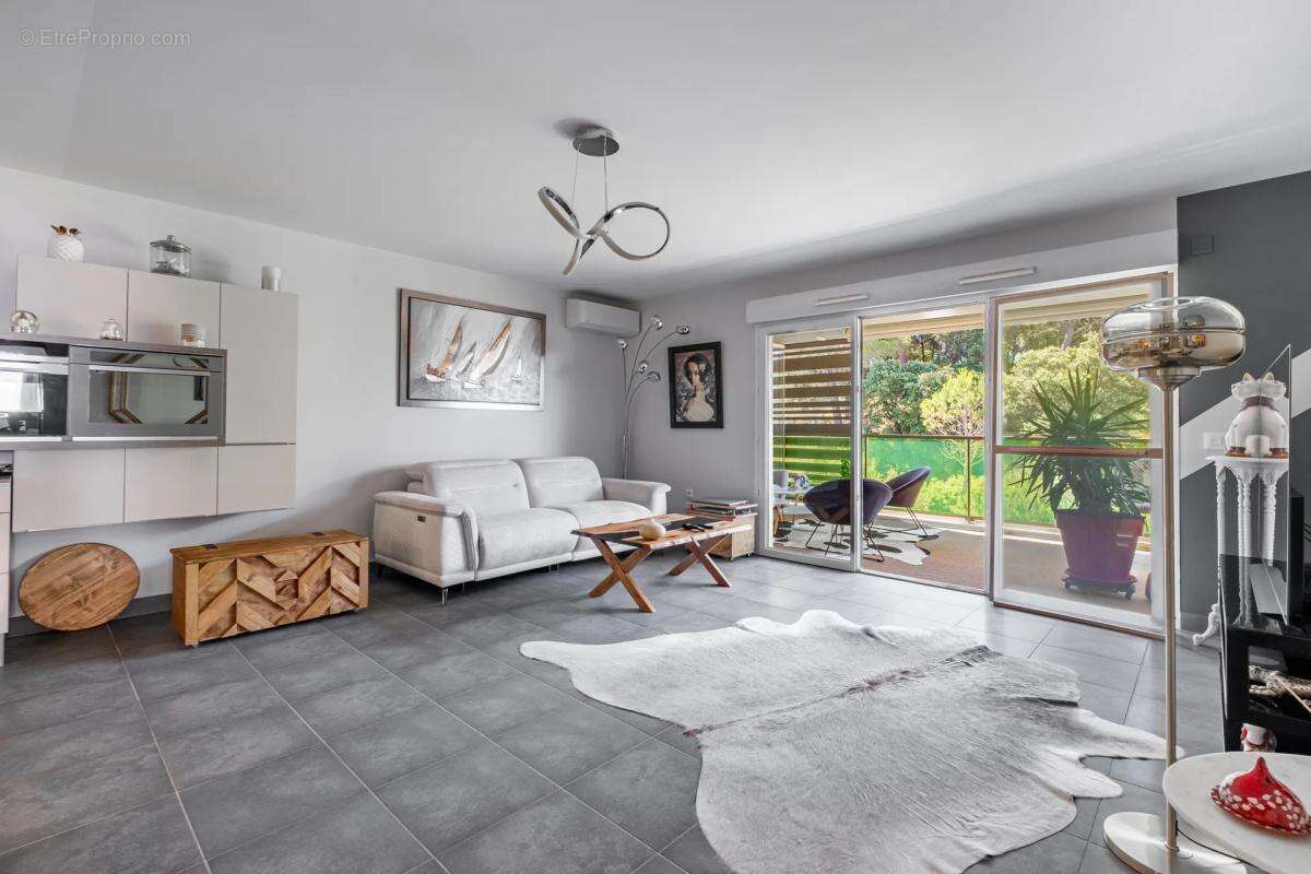 Appartement à SAINT-RAPHAEL