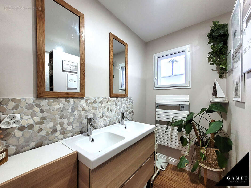 Maison à SAINT-PIERRE-DE-PLESGUEN