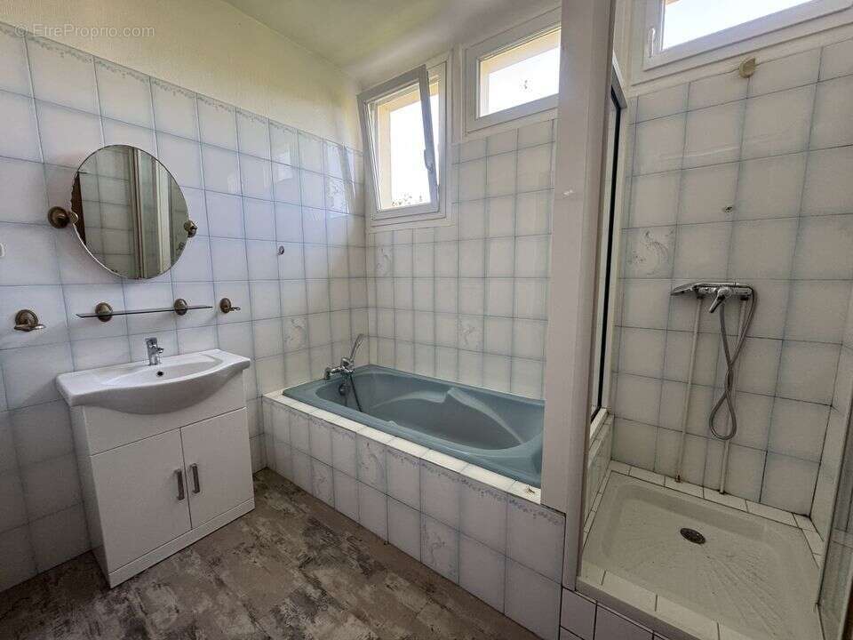 Appartement à VIVIERS-DU-LAC