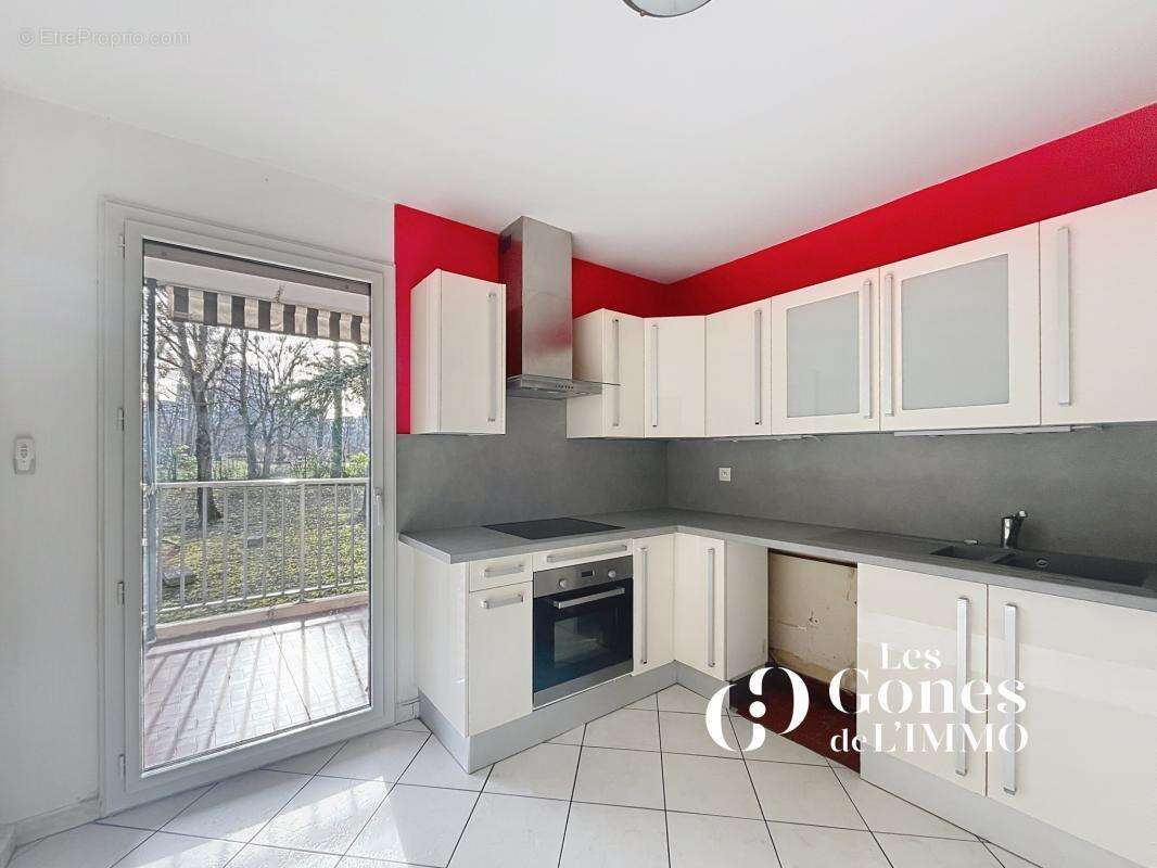 Appartement à LYON-9E