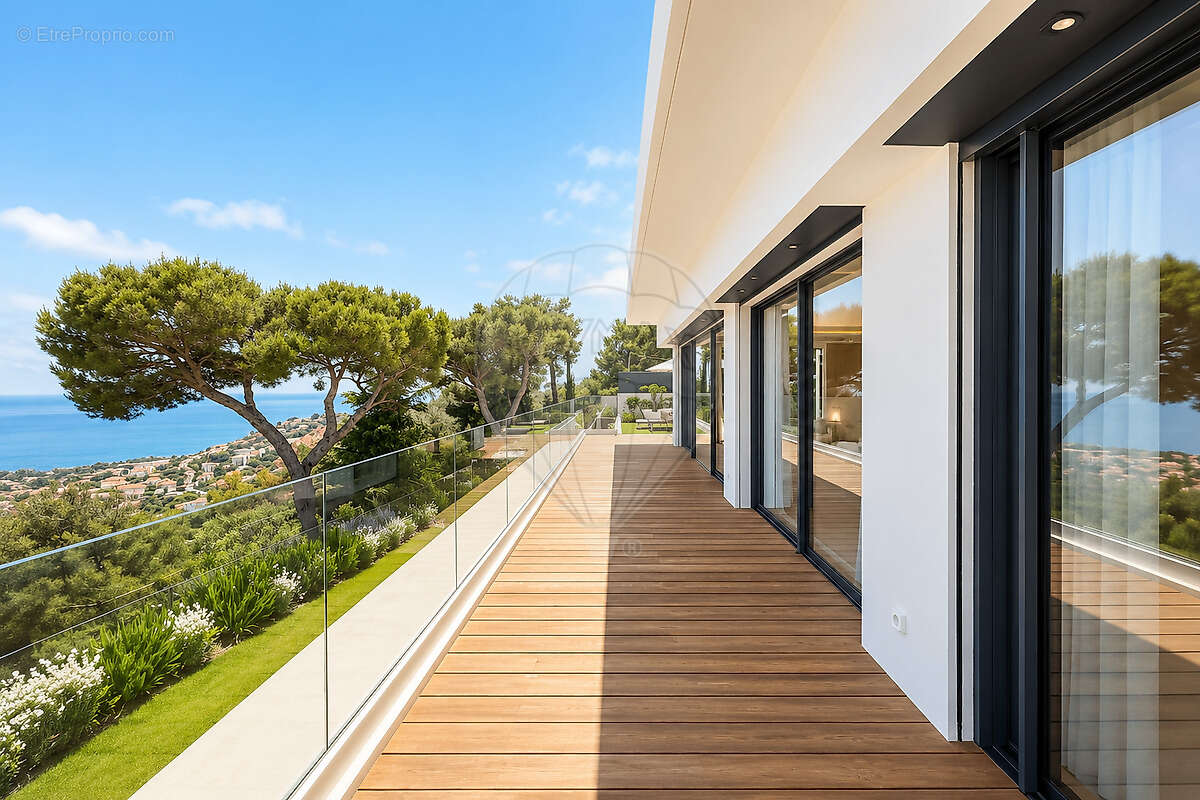 Maison à ROQUEBRUNE-CAP-MARTIN