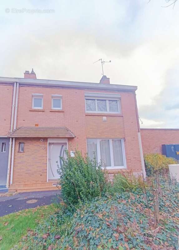 Maison à FACHES-THUMESNIL