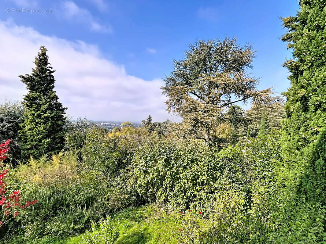 Maison à FRANCHEVILLE