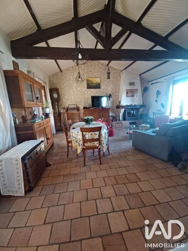 Photo 2 - Maison à L'ISLE-D'ESPAGNAC
