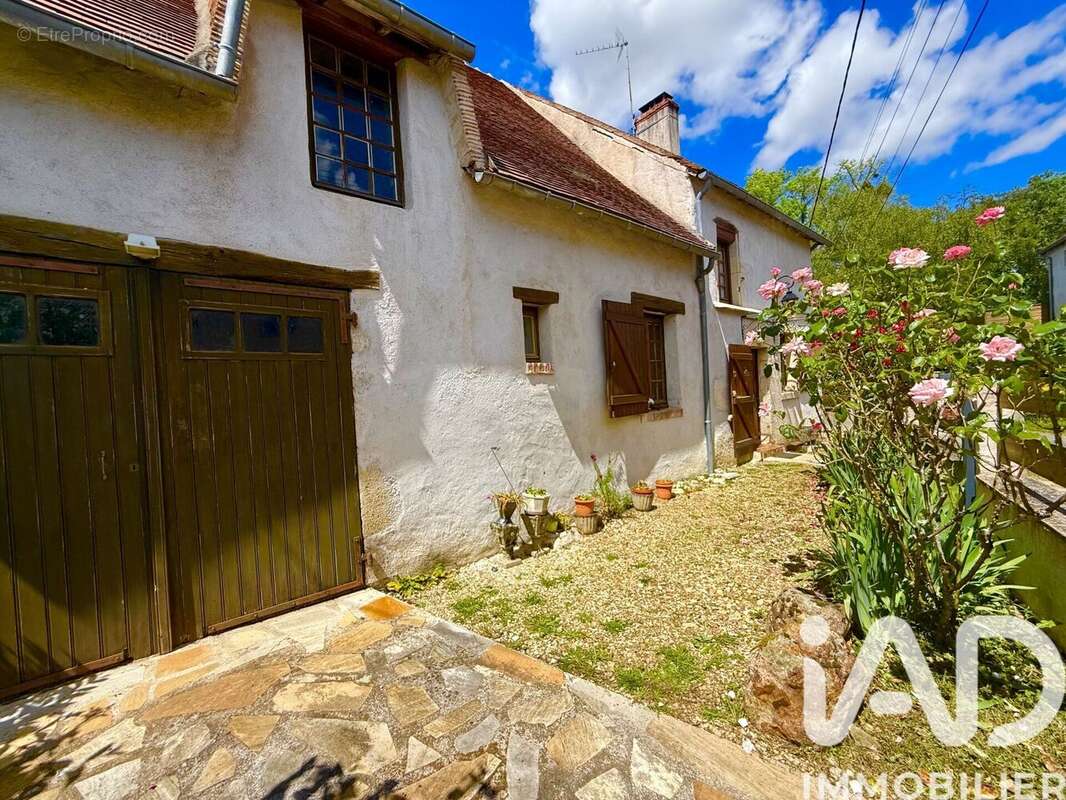 Maison 120 m² à Alligny-Cosne  - photo 3