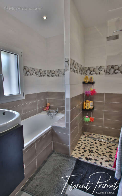 Maison à CULOZ