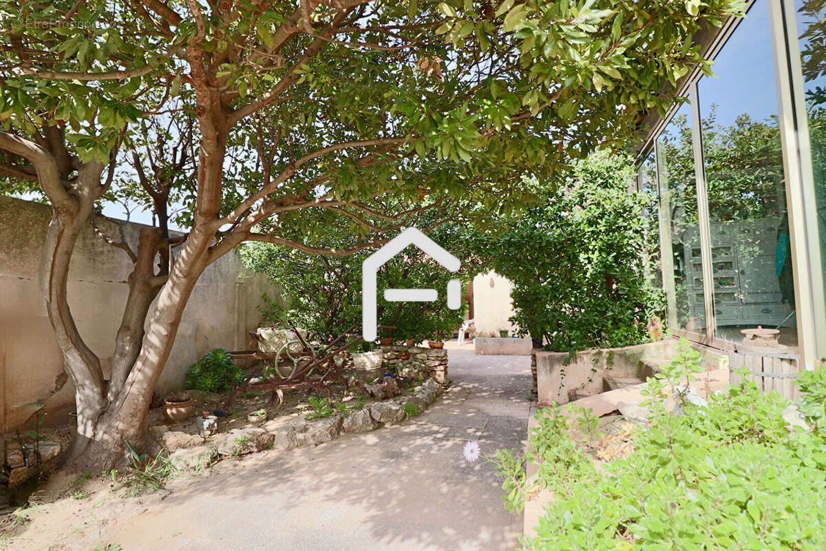 Maison à PORT-DE-BOUC