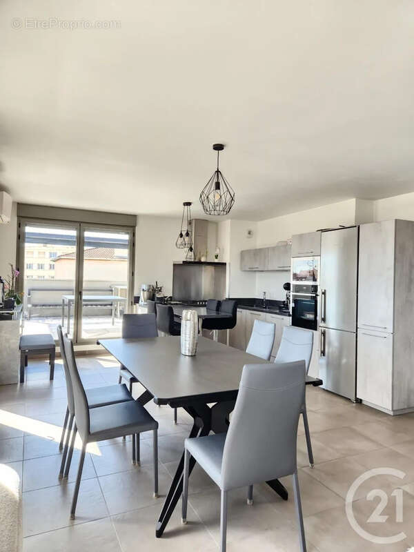 Appartement à VILLEURBANNE