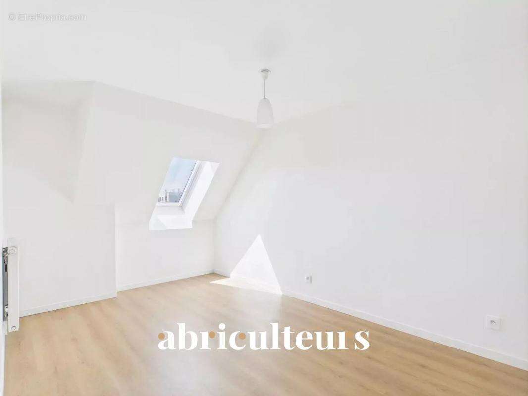 Appartement à COLOMBES