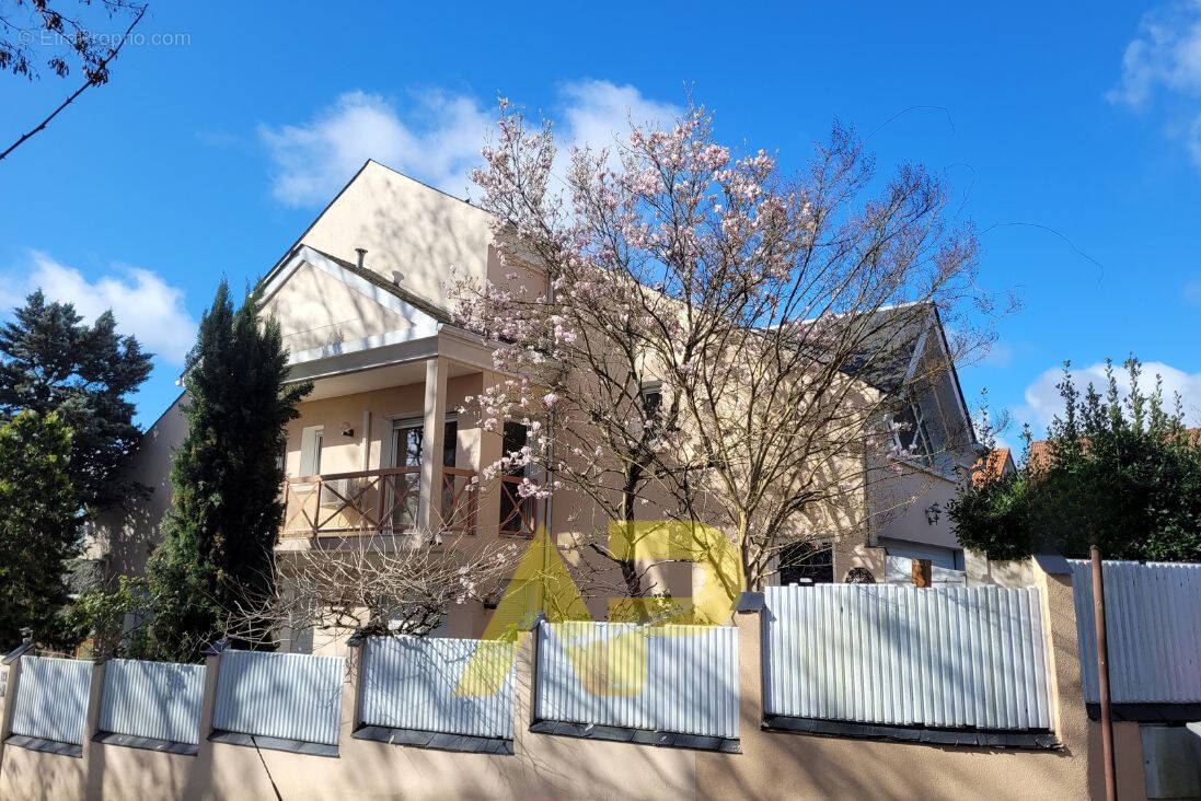 Maison à CHATENAY-MALABRY